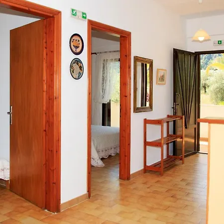 Emi House Hotel apartamentowy
