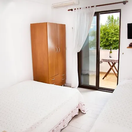 Emi House * Vourvourou