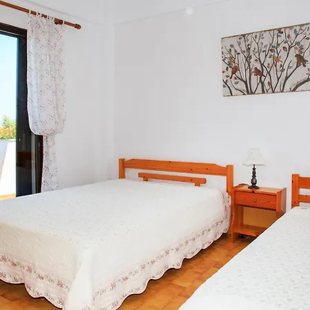 Emi House Hotel apartamentowy
