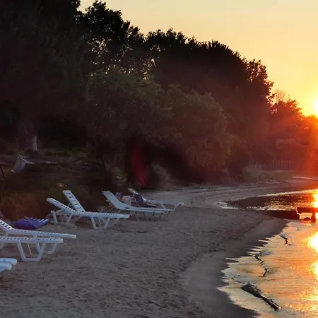 Emi House 3* Vourvourou