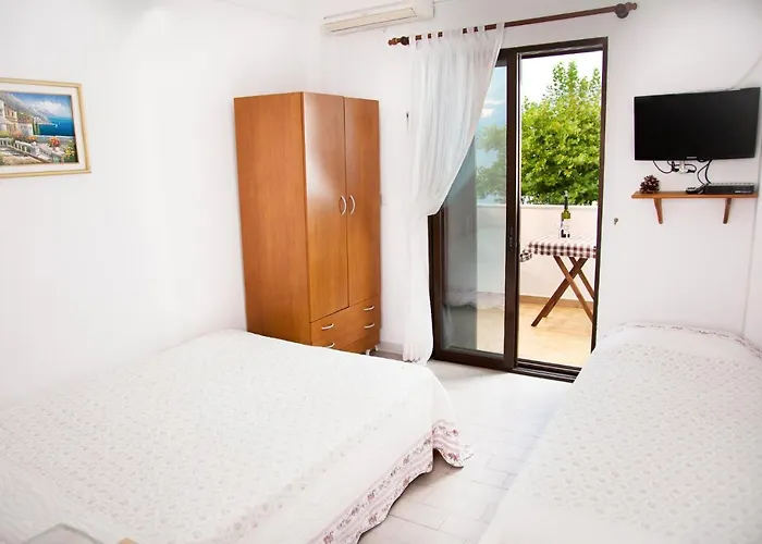 Emi House 3* Vourvourou