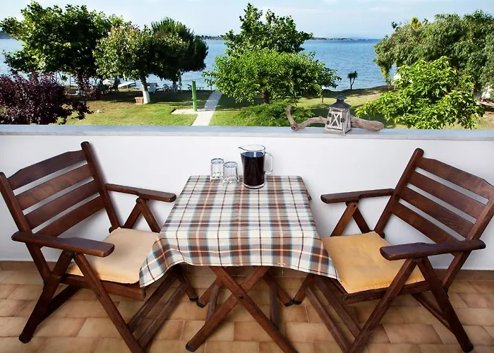 Emi House Aparthotel Vourvourou