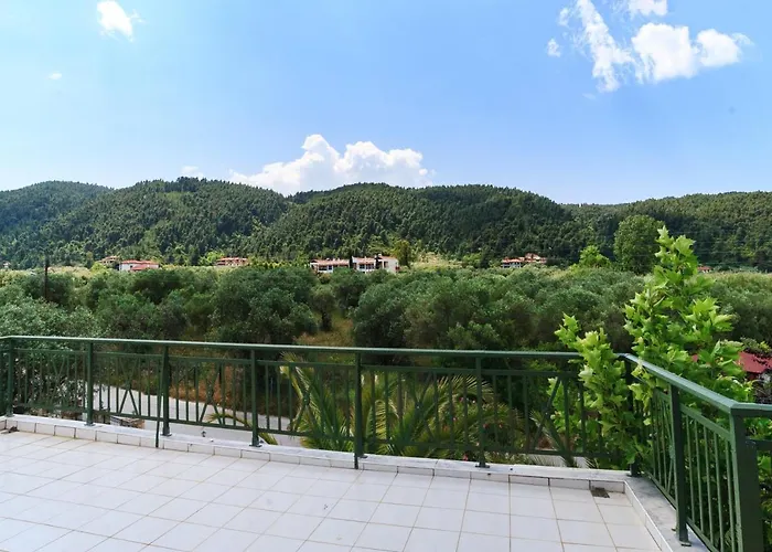 Emi House Aparthotel Vourvourou