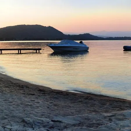 Emi House شقة فندقية 3*