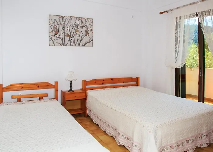 Hotel de apartamente Emi House 3*