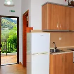 Emi House Aparthotel Vourvourou